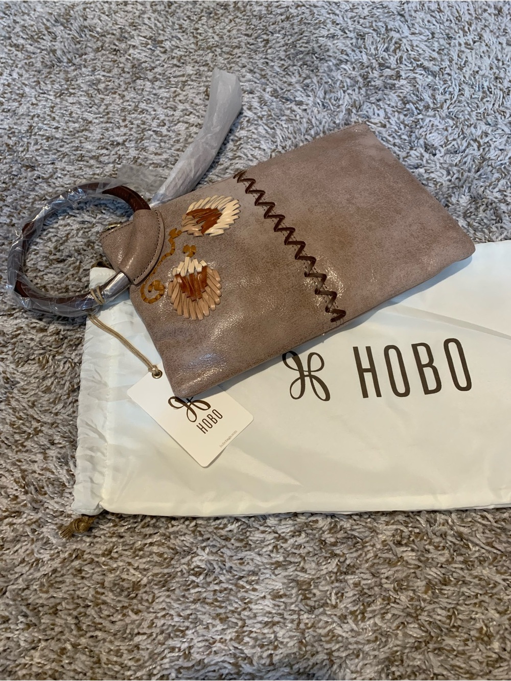 🍁HOBO Sheila Clutch - Picture 5 of 14